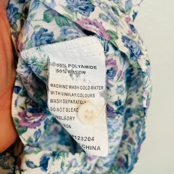 Romy Blue Purple Vintage Floral Crochet Feminine Button Up Sleeveless Top | XL - Picture 4 of 6